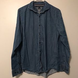 Tommy Hilfiger Men’s Chambray Button Down Shirt MD